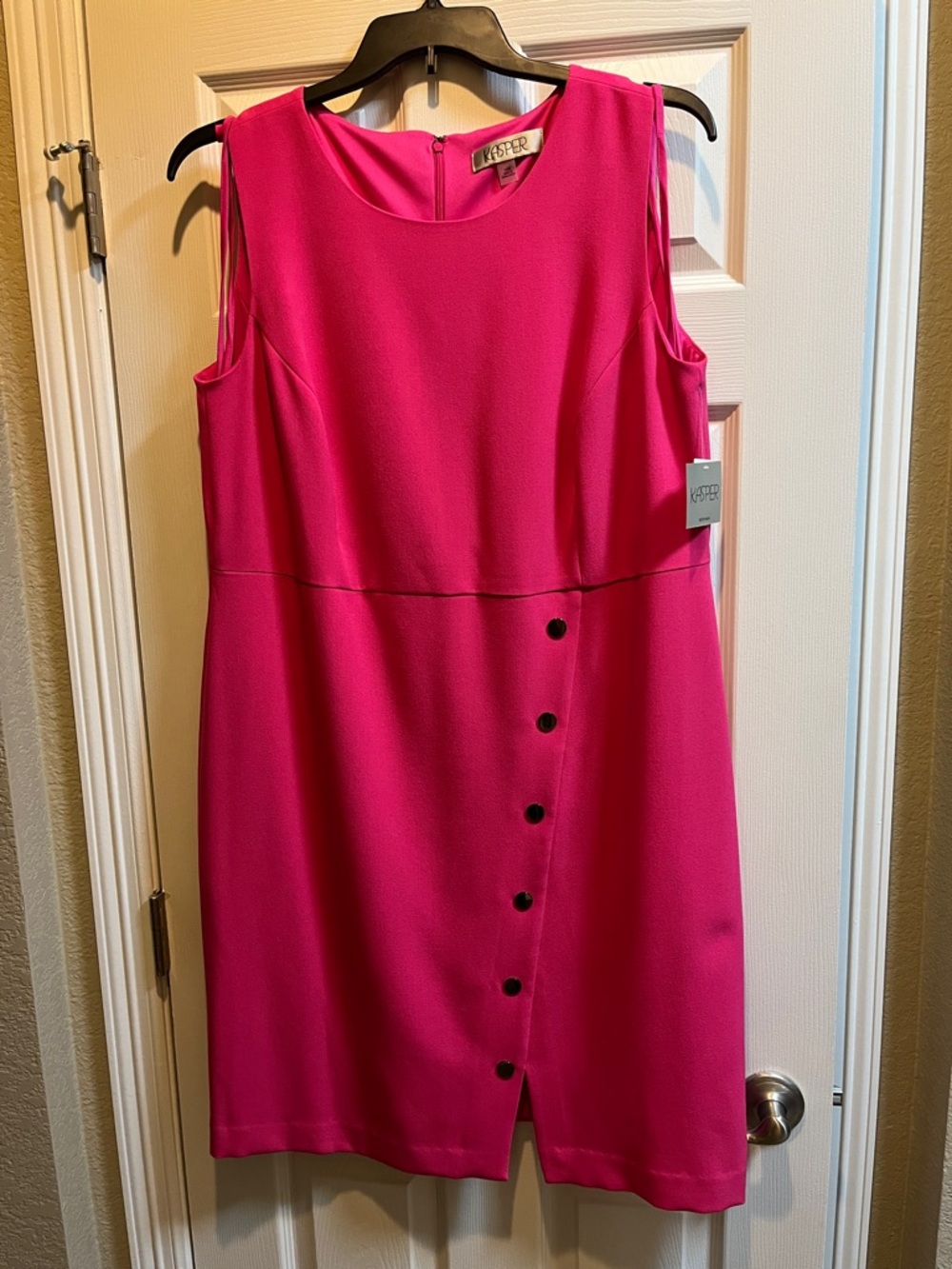 Kasper Hot Pink Sleeveless Shift Dress with Front Buttons